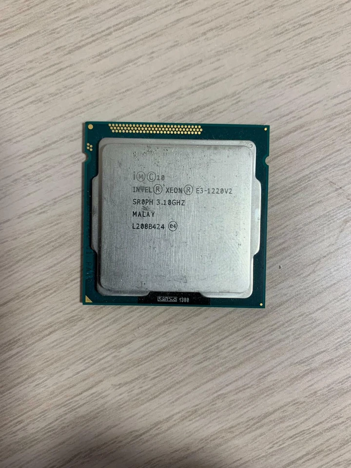 Intel XEON E3-1220V2 SP0PH 3.10GHZ MALAY - Image 1 of 1