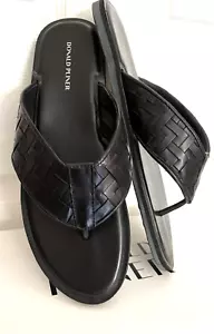 Sandali da uomo Pascal in pelle nera nuovi con scatola Donald Pliner taglia 13M vendita al dettaglio $190 - Foto 1 di 5