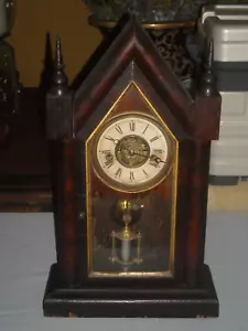 Sveglia vintage Waterbury 19" campanile time strike mantello funzionante - Foto 1 di 12