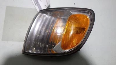 02 TOYOTA SIENNA LEFT Front Lamp  - Image 1 of 4