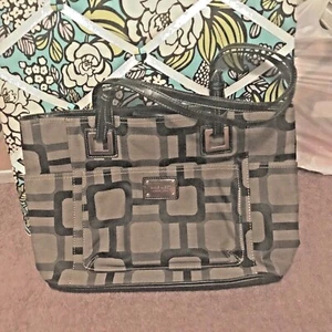 Gebrauchte Damen-Schultertasche/Beuteltasche "grau & schwarz" Nine West gebraucht, in einwandfreiem Zustand - Bild 1 von 4