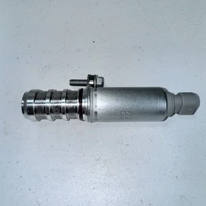 OEM Engine Variable Valve Timing (VVT) Solenoid-VIN: B GM Parts 12679099 - Picture 1 of 4