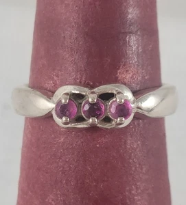 Solid Sterling Silver 3 Genuine Rubies Ring Size 8 NICE! - Picture 1 of 5