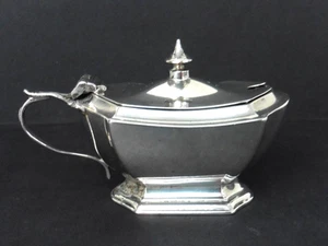 Antique Solid Silver & Blue Glass Lined Mustard Pot ~  Henry Matthews ~ BHM 1912 - Picture 1 of 12