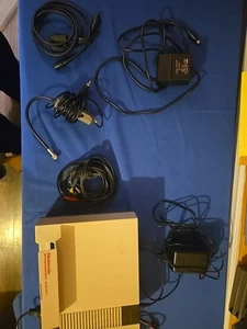 Nintendo NES Gray Console - Picture 1 of 5