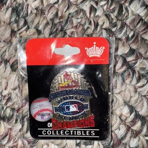 St. Louis Cardinals Pin 2006 World Series Champion Pin - Picture 1 of 3