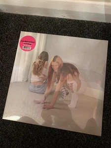 Wet Leg- MOISTURIZER - LIMITED VINYL *NEW & SEALED - FAST DISPATCH - Picture 1 of 2