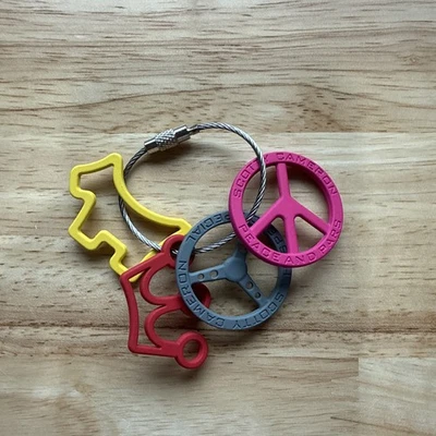 Mini monedas Scotty Cameron corona perro rueda de la paz marcador de bola de metal de goma  Foto 1 de 3