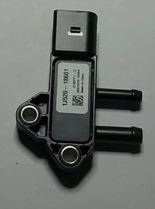 Genuine OEM Kubota 1J520-18600 Diesel Particulate Filter Pressure Sensor - Picture 1 of 3