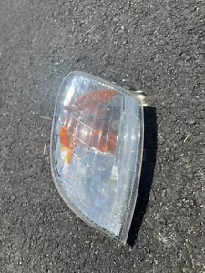 1998 1999 2000 LEXUS LS400 LS 400 Turn Signal Marker Light Lamp Genuine OEM RH - Picture 1 of 8