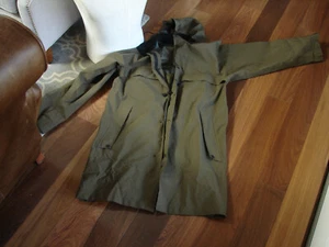 Gabardina Sportif Exterior Para Hombre Pequeña Gore-Tex Abrigo Largo Lluvia Oliva - Imagen 1 de 8