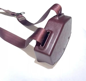 95-98 Suburban Tahoe Yukon Front Right Passenger Seatbelt Seat Belt Retractor - Picture 1 of 6
