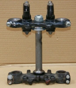 Fork Holder Set 53240437000 53200437600ZB Honda XL125S 1980 - Picture 1 of 6