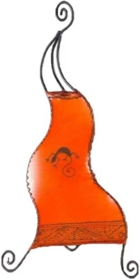 Lámpara artesanal marroquí con cuero de cabra Foto 1 de 4