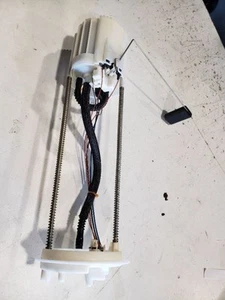 2007 Maserati Quattroporte Sport GT Fuel Gas Pump Level Sensor Sending Unit OEM - Picture 1 of 10