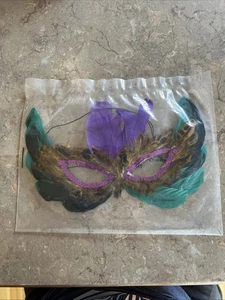 Feather Masquerade Ball Mardi Gras Halloween Mask - Picture 1 of 1