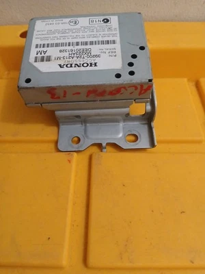 Honda Accord 2013 módulo de control activo de ruido #39200-T2A-A213-M1 Foto 1 de 2