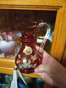 FENTON GLASS CRANBERRY GLASS PITCHER EXCELLENT PIECE Handpainted Pansy SIGNED - Picture 1 of 6