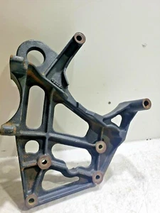 Alternator Bracket International Navistar VT365 1840439C2 OEM - Bild 1 von 5