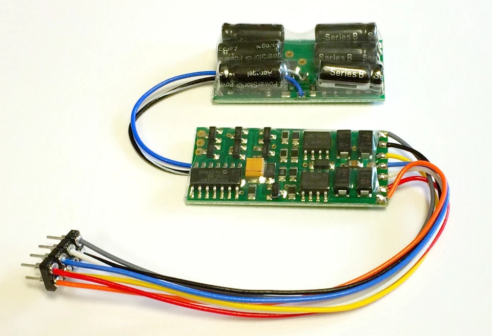 New NCE 147 D13NHP HO DCC Decoder No-Halt 8-pin Quick-Plug NMRA  | $5 Offer - Image 1 of 1