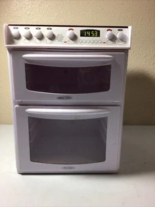 Pottery Barn Kids 12" Tall Stove/Oven By Casdon Makes Noise And Sounds - Picture 1 of 2
