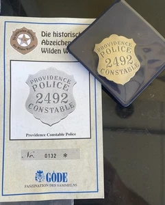 STATI UNITI - DISTINTIVO SCERIFFO POLIZIA STATO RHODE ISLAND CON CERTIFICATO - Picture 1 of 4