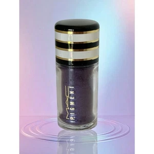 MAC Pigment PUSH THE EDGE ~ Travel Size Without Box Discontinued Purple Shade - Picture 1 of 3