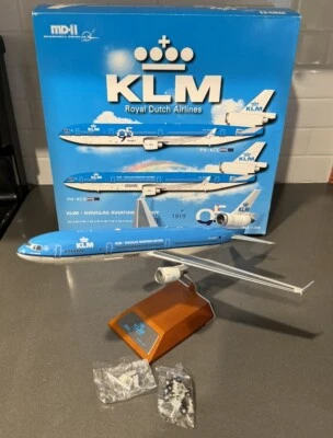 Avión diecast JC Wings McDonnell Douglas MD-11 KLM PH-KCD Farewell 1/200 raro Foto 1 de 4