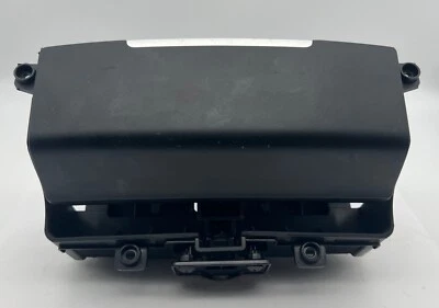 OEM 07-12 Hyundai Veracruz Rear Console Power Audio Video Adapter Port Input - Image 1 of 4