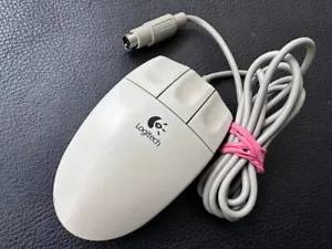 LOGITECH - 3 BUTTON MOUSE - Picture 1 of 2