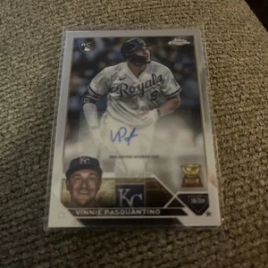 Vinnie Pasquantino 2023 Topps Chrome Serie Aggiornamento - Auto (RC) #AC-VP - Foto 1 di 1