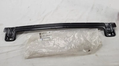 Barra de parachoques delantera de refuerzo Silverado 2500 2011-2014 centro 25996794 Foto 1 de 4