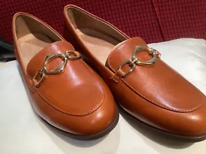 USED Women’s NATURALIZER MYA Leather Chain Buckle Detail Brown Loafer 7.5 M - Picture 1 of 10