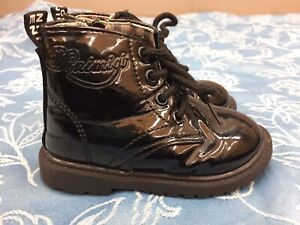 Dinimigi Black Patent Leather Boots US 6 - 6.5 EU 23