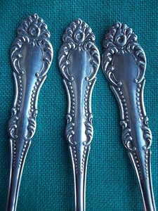 1898 Carlton Pattern 3 Dinner Spoons By 1881 Rogers Silverplate 7 3/4" Long - Picture 1 of 10