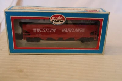 HO Scale Model Power 42' 4 Bay Hopper, Western Maryland, Red, No Number - Image 1 of 3