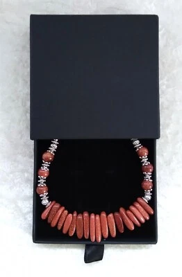 Sparkling Gold Sandstone Irregular Bead Cleopatra Style Necklace In Gift Box Foto 1 de 4