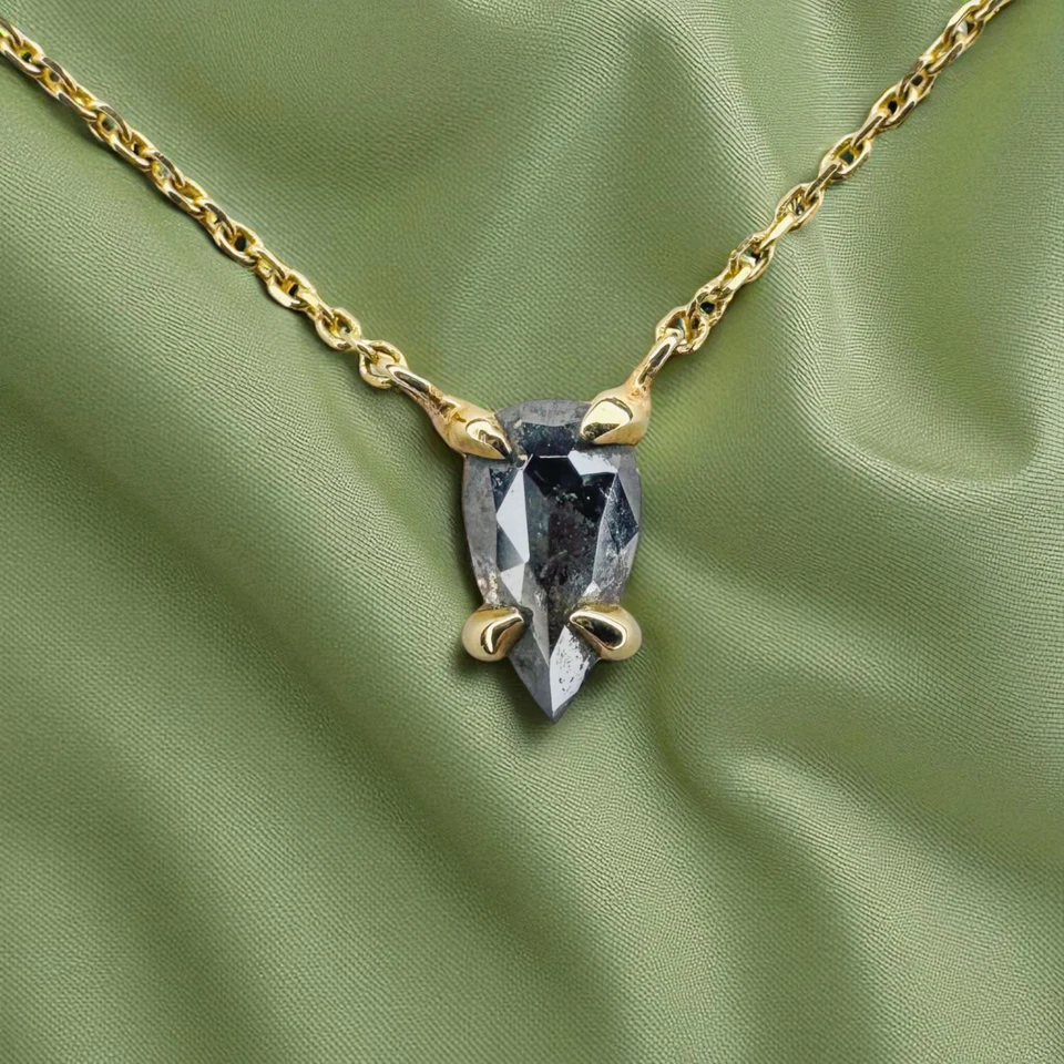 Ожерелье из золота 14 карат с натуральными бриллиантами соль и перец -16 дюймов - 1/3 карата грушевидная огранка солитер - Изображение 1 из 4