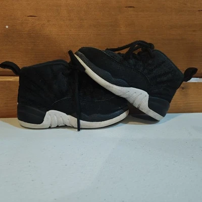 Nike Jordan 12 Retro Reverse Taxi Negro Gamuza Zapatilla Niño Pequeño Talla 5C 850000-017 Foto 1 de 4