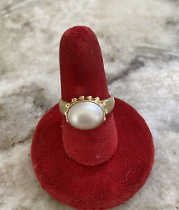 14K  Gold 9.5 MM Mabe Pearl Ladies Ring - Size 6- M/B