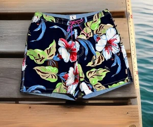 TOMMY HILFIGER Men’s Hawaiian Swim Trunks Large Blue Green Tropical Signature - Picture 1 of 20