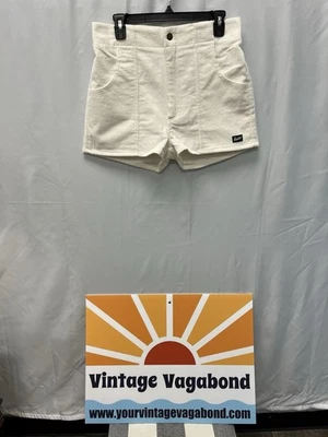 Hammies Shorts Womens Size 32 Waist ivory Corduroy 2 Inch Inseam Casual NEW - Image 1 of 4