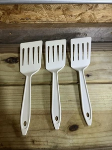 Set Of 3 Vintage Clipper Angled Slotted Spatula #7208 White Ivory Flipper Turner - Picture 1 of 3