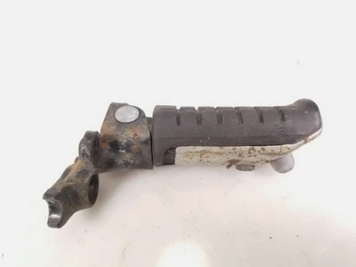 85 Honda VF700 VF700S Sable reposapiés delantero derecho reposapiés y montaje envío gratuito Foto 1 de 4