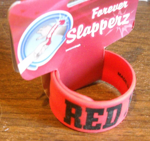 10 LOT FOREVER TEXAS TECH RED RAIDERS SLAPPERS SLAPPERZ BRACELETS NCAA NIP Cover