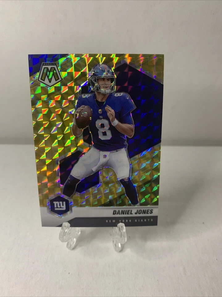 2021 Mosaic Football Yellow Reactive Prizm Daniel Jones #149 New York Giants - Image 1 of 2