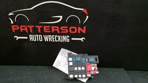 2005 MASERATI QUATTROPORTE BATTERY POWER TERMINAL FUSE BOX - Picture 1 of 4