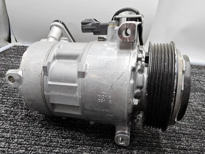 Compresor de aire acondicionado Denso 447250-5990 para Lexus GS300, GS350, IS250, IS350 QR Foto 1 de 4