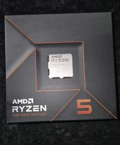AMD Ryzen 5 7600X 6-Core 12-Thread 5.3GHz Socket AM5 with Radeon Graphics - Picture 1 of 3