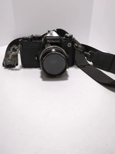Corpo fotocamera Nikon FE SLR pellicola e obiettivo Tiffen 52 mm Haze 1:2 - Foto 1 di 8